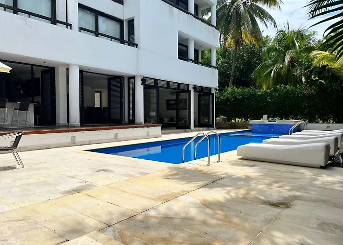 Casa Con Piscina En Condominio Campestre El Penon Girardot
