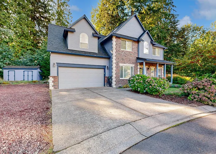 Modern Mt. Hood Village Escape Welches