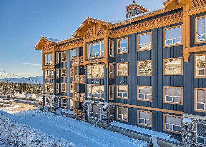 Stonegate Resort Unit A205 Big White