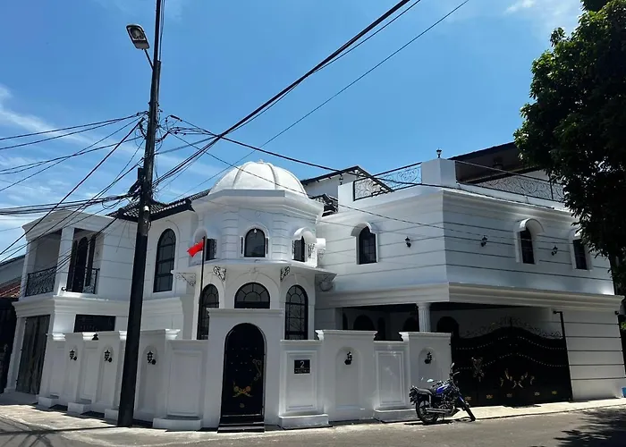 Villa Utama House Bandung