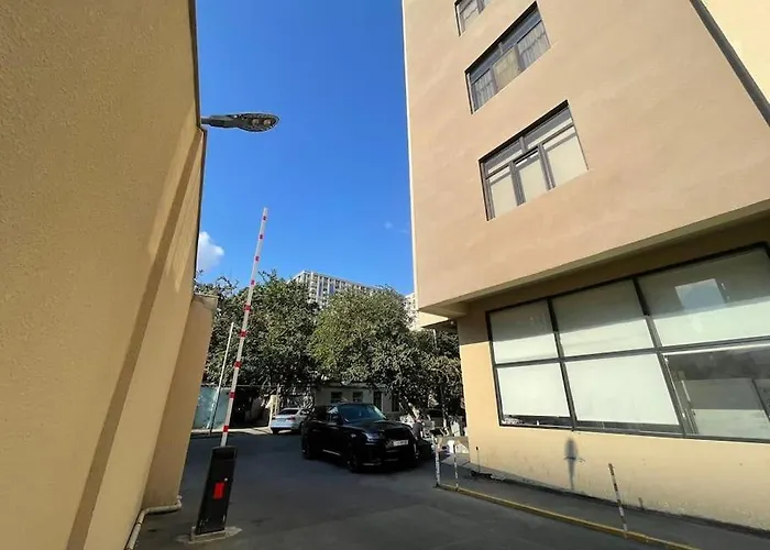Luxury Apartment In Center Near Nizami Street Baku