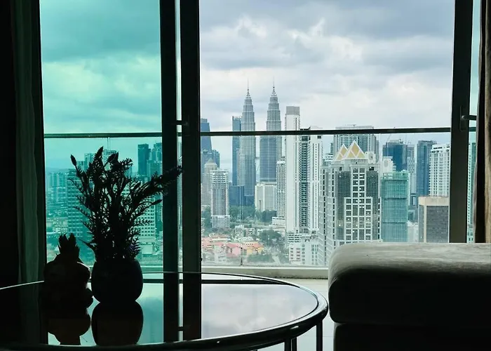 Regalia Klcc View By Ucare Suites Kuala Lumpur