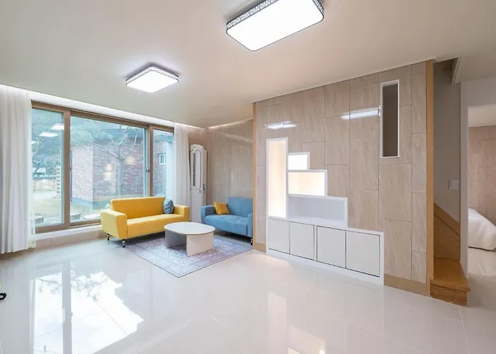 Gapyeong Refresh Pension Spa, Private House