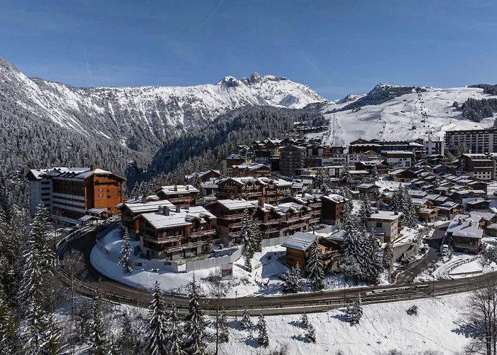 Appartement Spacieux Avec Jacuzzi A Courchevel - Fr-1-563-143