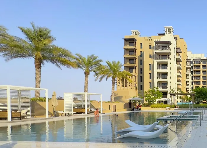 Ferienwohnung Ultra Luxury Flat With Amazing Pool Near To Burj Dubai