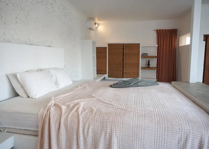 Tsunagari Studio Apartment Babakan Canggu