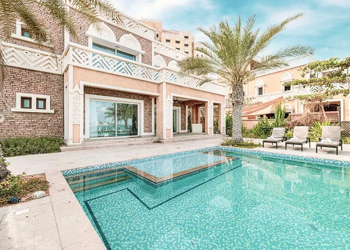 Juliushomes - 5Br Villa With Pool In Palm Jumeirah Dubai