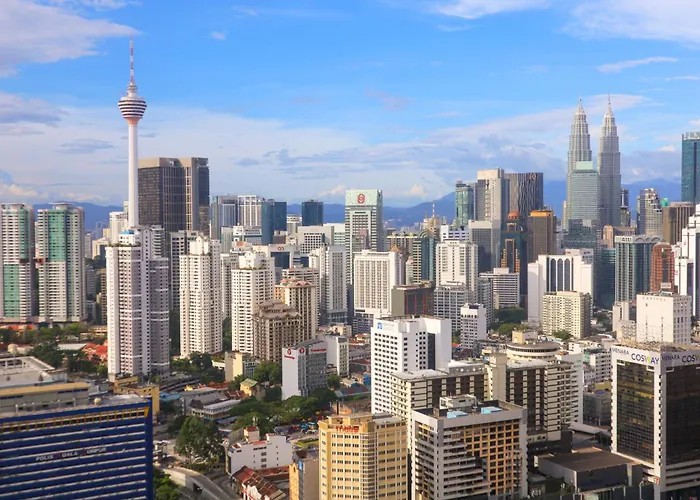 Springtime 2Bedrooms With Klcc View &Gorgeous Pool Kuala Lumpur