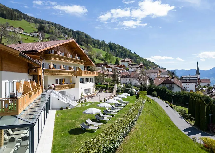 Hotel Mitlechnerhof Schenna