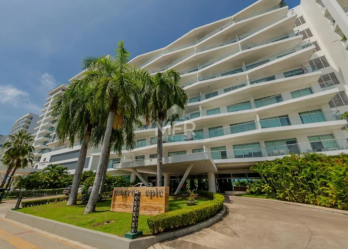 Morros Epic Beachfront Apartment Cartagena 