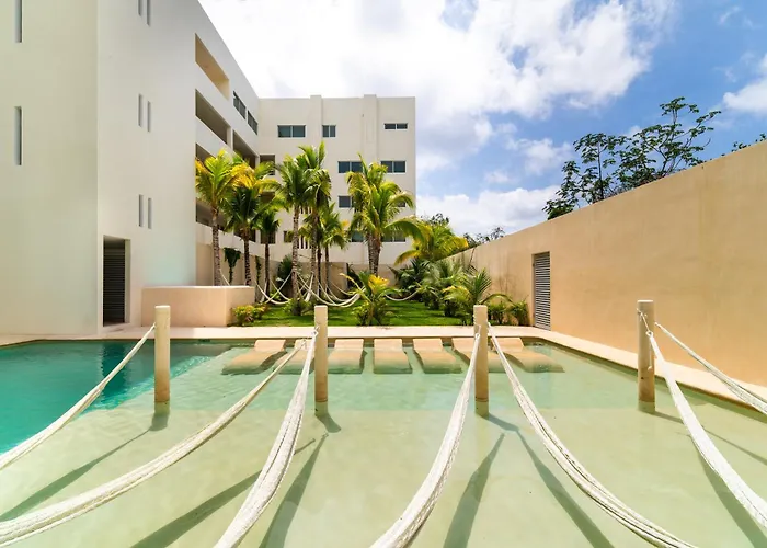 2 Bd Suite With Balcony, Gym, Rooftop Pool, Hot Tub Playa del Carmen