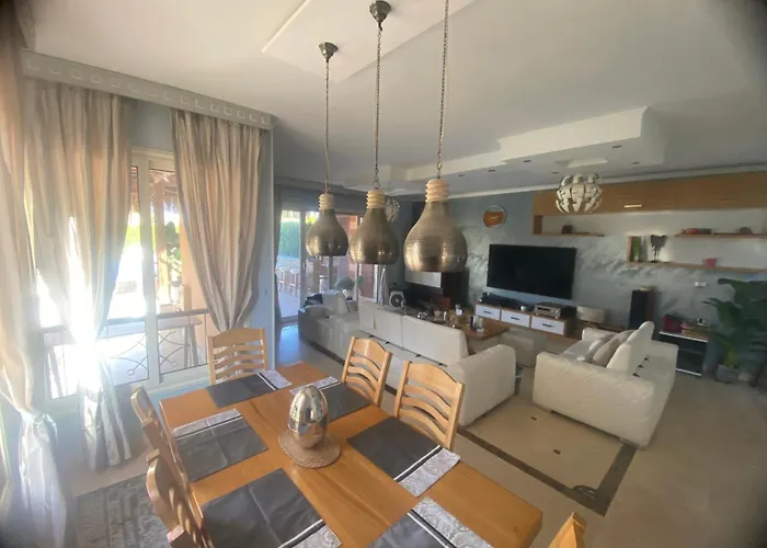 Villa Ain Suchna