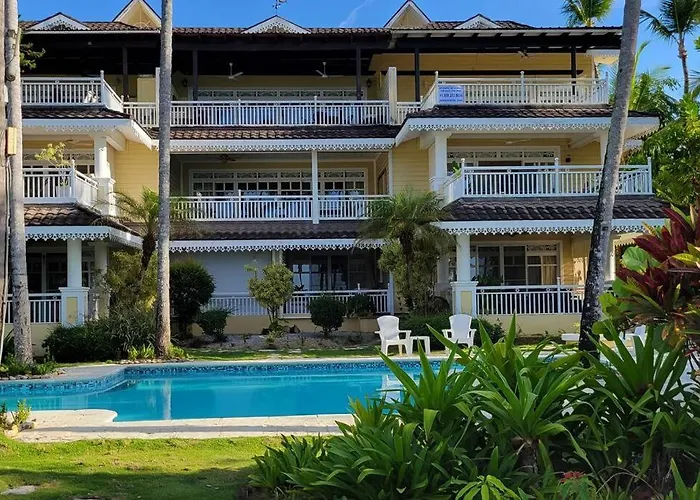 Playa Las Ballenas Oceanfront Las Terrenas