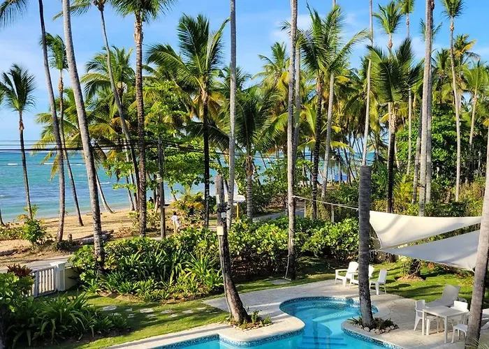 Playa Las Ballenas Oceanfront Las Terrenas