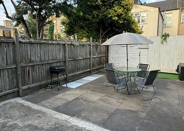 Double Room With Garden View London