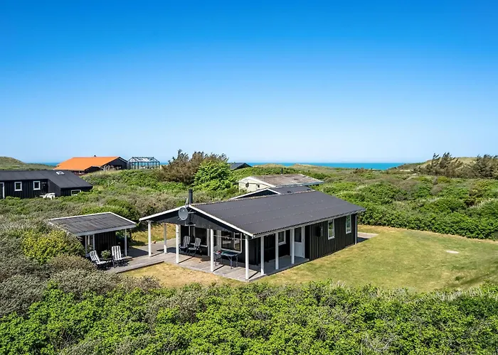 Stunning Home In Løkken With Wifi