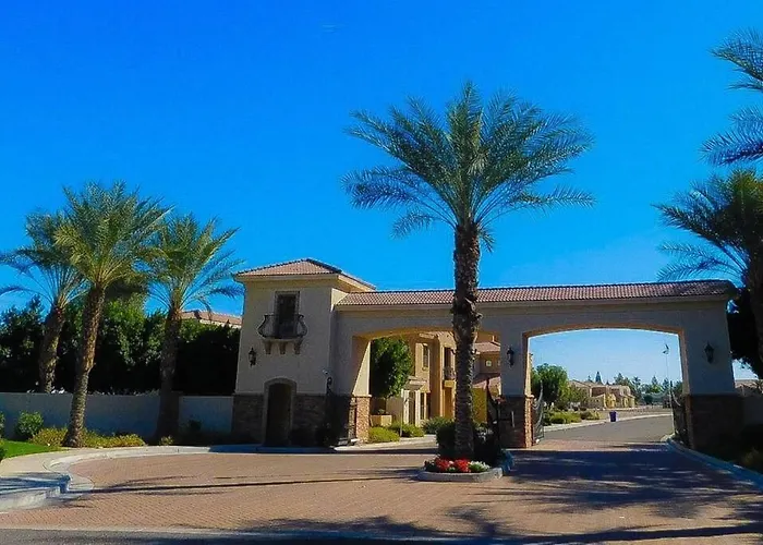 Villa Gated Townhouse With Heated Pool, Hot Tub, Near Us60 Mesa