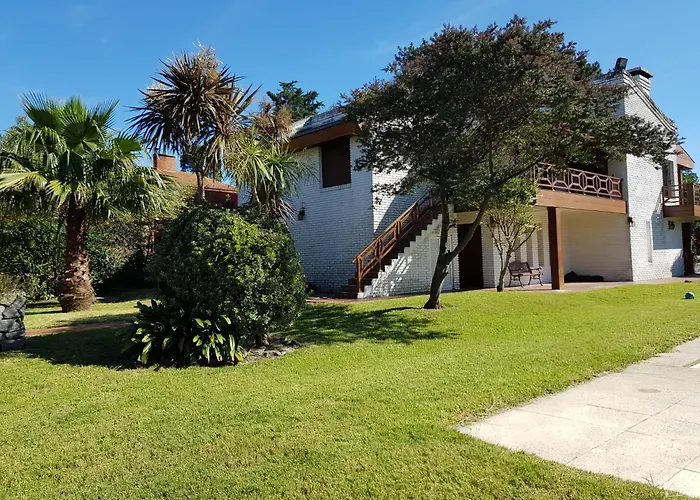 Villa Casa Con Piscina En Piriápolis