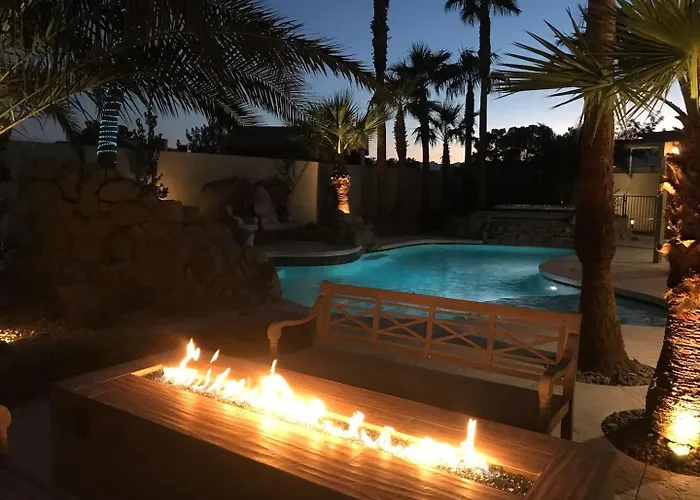 Oasis In The Desert W Heated Pool Fully Renovated Las Vegas