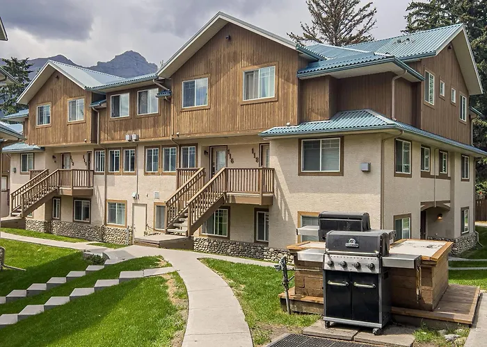 Ferienwohnung B212 Hot Tub, Ac X3, Parking, 2 Min To Banff Gate Canmore