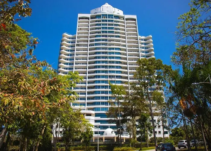 Luxury Beachfront Apartment Near Panama City Arraijan