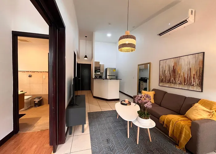 Cr Mariposa Rentals Mountain View Near Pool Santa Ana 