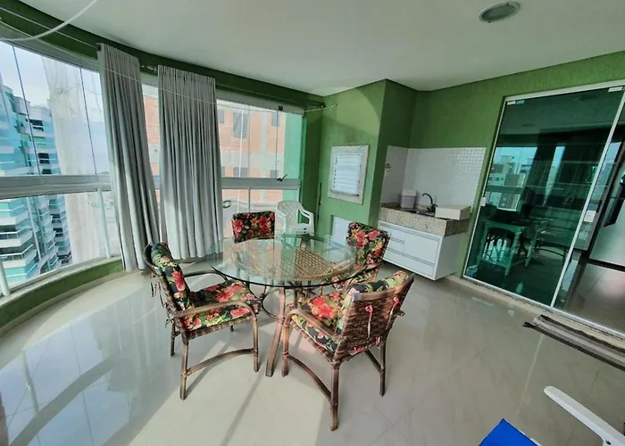Amplo Apartamento Em Meia Praia Itapema