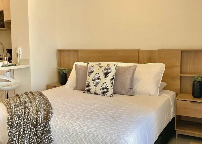 Cb1242 | Estudio Moderno Con Diseno Natural Y Piscina Cartagena 