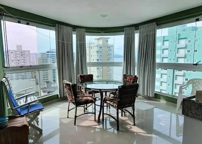 Amplo Apartamento Em Meia Praia Itapema