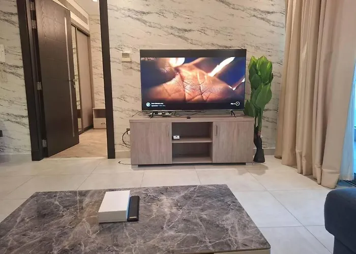 Home On Holiday -Apartments Manama