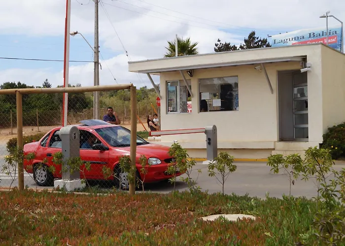 Laguna Bahia Fernanda Algarrobo