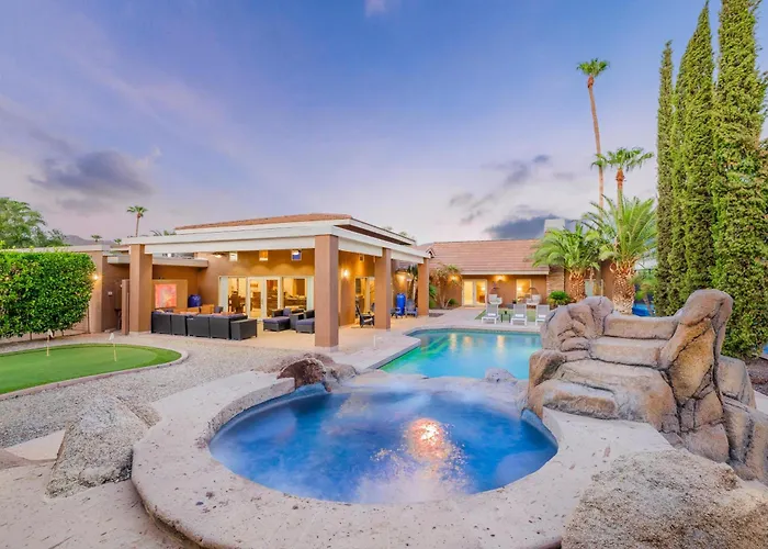 Luxury Estate, Heated Pool, Pickleball Court, More Scottsdale