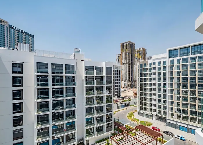 Ferienwohnung Vacay Lettings Charming Retreat Azizi Riviera Dubai