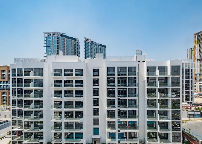 Ferienwohnung Vacay Lettings Charming Retreat Azizi Riviera Dubai