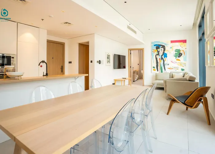 Ferienwohnung Blue Breeze - Elegant 1BR with Private Jacuzzi&Terrace in JVC Dubai
