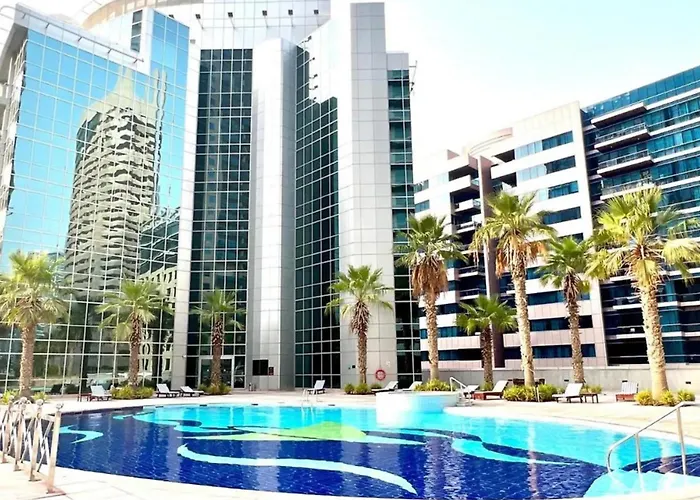 Fully Upgraded Luxurious One Bedroom Between Marina And Jbr Dubai