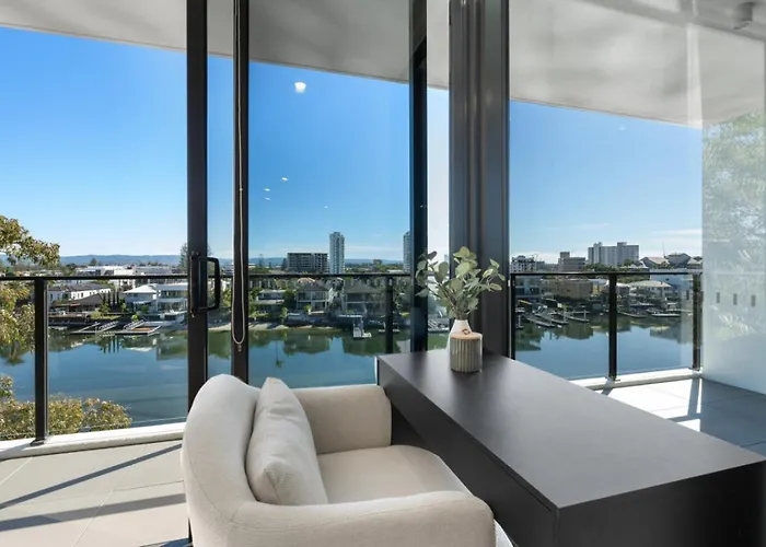 The Sunset - Brand New Modern Riverview 2 Bedroom With Free Parking Pool Gym Gold Coast