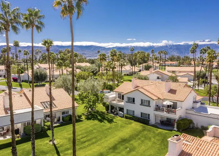 Amazing 2Bd 2Ba Palm Desert Oasis