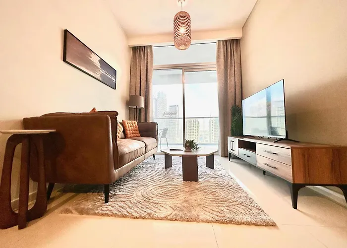 Sleek & Spacious 2Br In Damac Vera, Business Bay By Bhavan Vacation Homes Dubai
