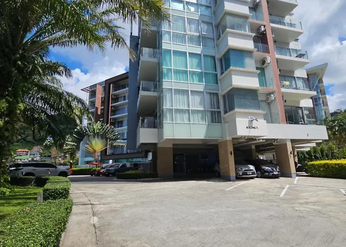 Chic Condominium Karon Beach