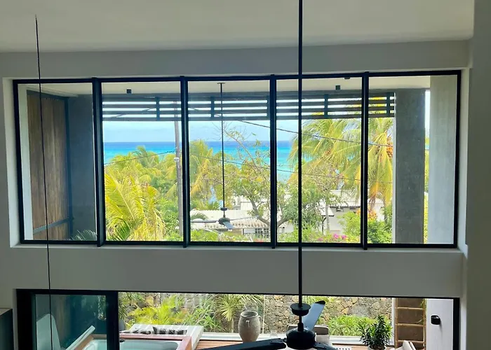 Exceptionnel Duplex Vue Mer A 3 Mins De La Plage Grand Baie