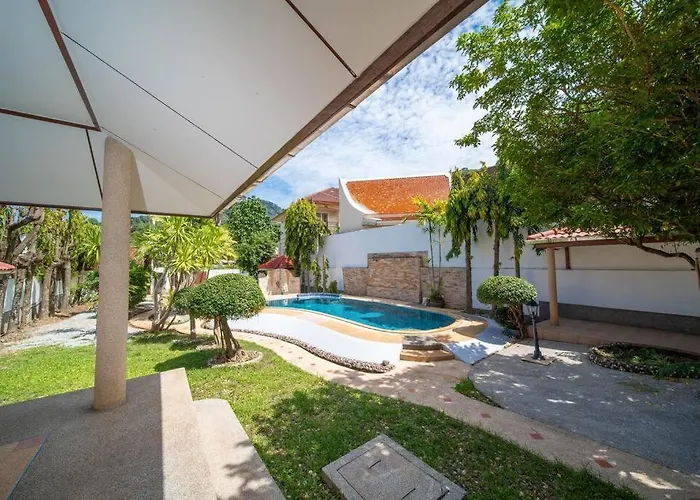 Villa Coast Charm 6Br House Karon