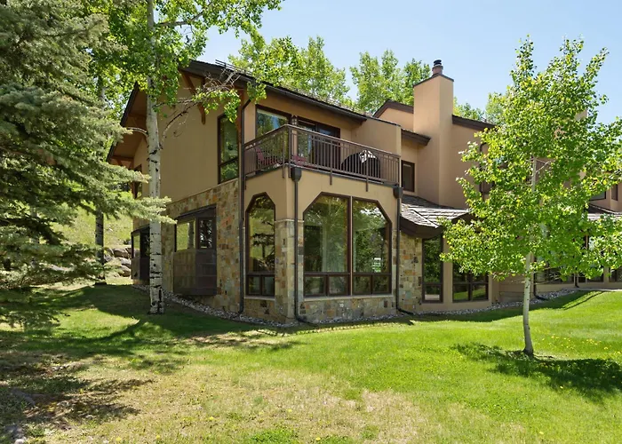 Lovely Snowmass View Townhome With Ski Access By The Woodrun V Townhouses Snowmass Village