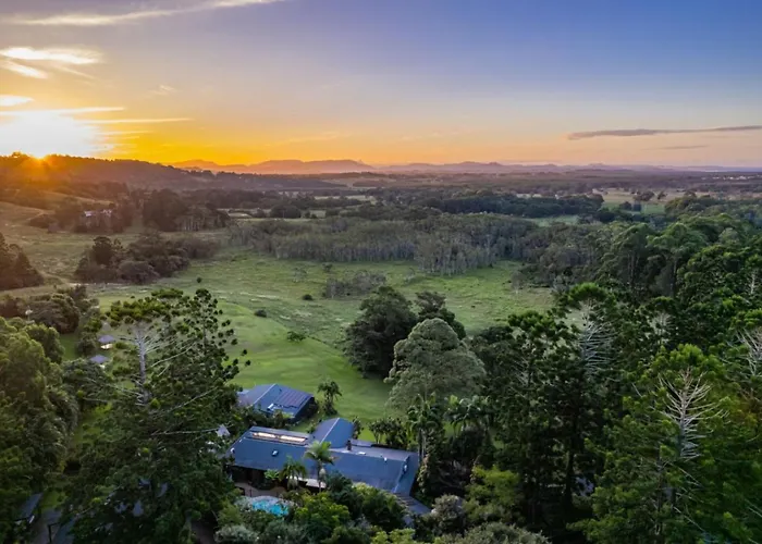Cape Byron Villa 8 - A Charming Hinterland Escape Byron Bay