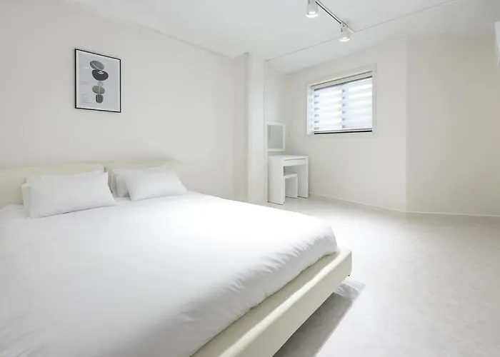 Waytree Ocean View Pool Villa Gyeongju