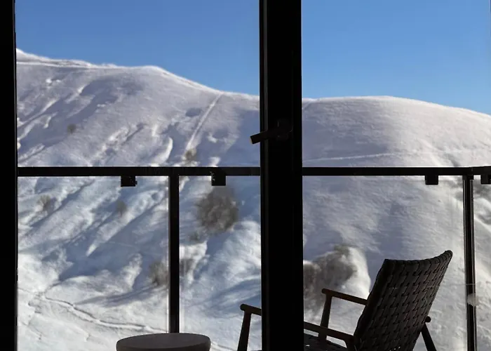 Ferienwohnung Luxury Duplex With Mountain Views, New Gudauri