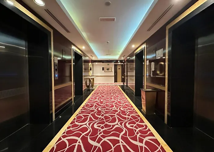 Superb 1 Bedroom Apt Next To Burj Khalifa And Dubai Mall
