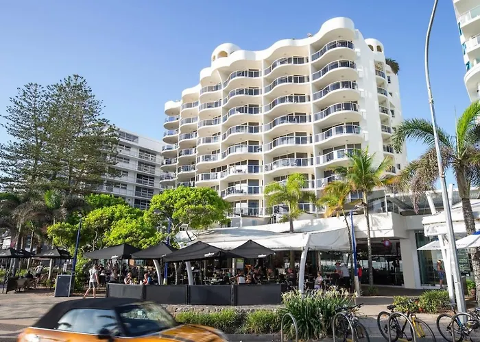 Zanz205- Exclusive Outdoor Spa With Ocean Glimpses Mooloolaba
