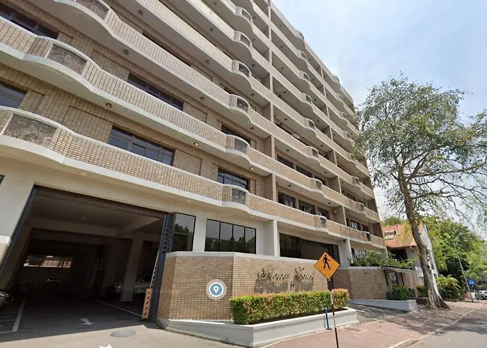 Colombo 7, Leisure Stay