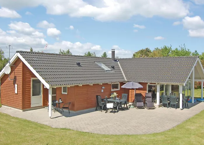 Holiday Home Bogo By 34 With Hot Tub